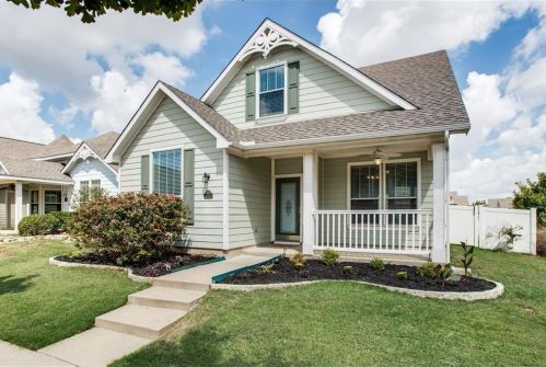 10353 Waterbury Dr, Aubrey TX  76227-7593 exterior