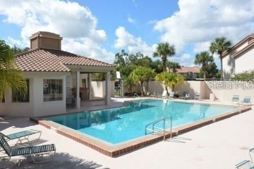 4719 Chevy Pl, Orlando FL  32811-7366 exterior