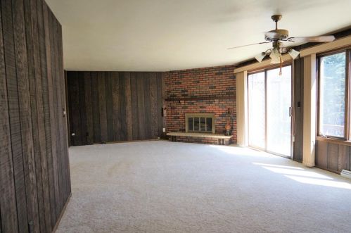 1963 Wood Ln, Green Bay WI  54304-1915 exterior