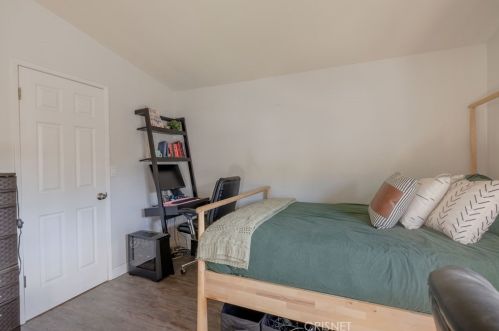 31920 Marcasite Ln, Santa Clarita CA  91384-3168 exterior