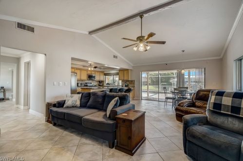 2012 27th Ter, Cape Coral FL  33904-3256 exterior