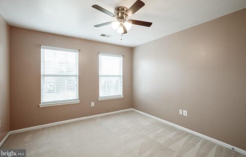 6249 Oakland Dr, Woodbridge VA  22193-7017 exterior