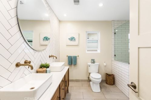 3132 Heather Rd, Long Beach CA  90808-2519 exterior
