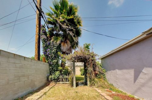 4333 Falcon Ave, Long Beach CA 90807-2503 exterior