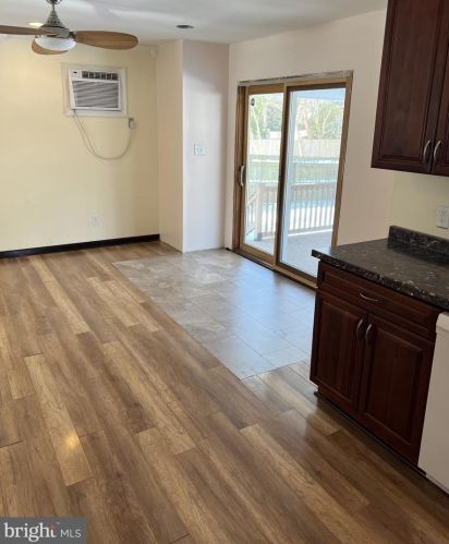 33 Church St, Beverly NJ  08010-3526 exterior