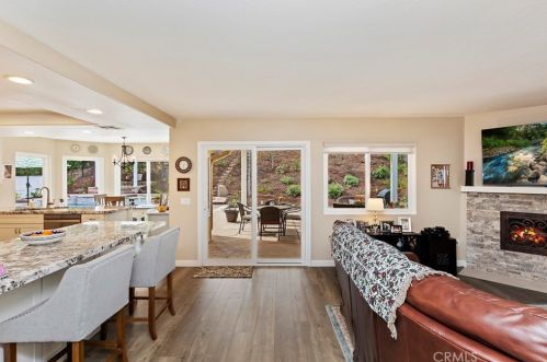 41321 Promenade Chardonnay Hls, Temecula CA  92591-4957 exterior
