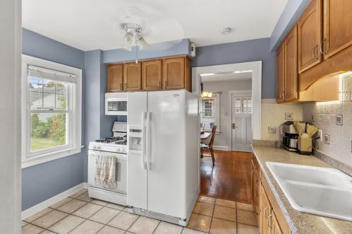 8131 Gridley Ave, Milwaukee WI  53213-3038 exterior