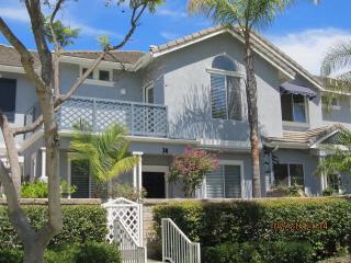 74 Breakers Ln, Laguna Beach CA  92656-6015 exterior