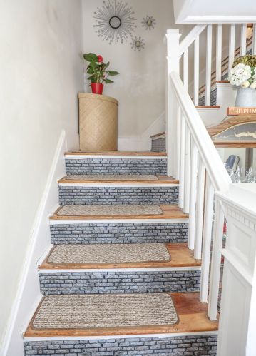 15 Fairview Ave, Nashua NH 03060-4105 exterior