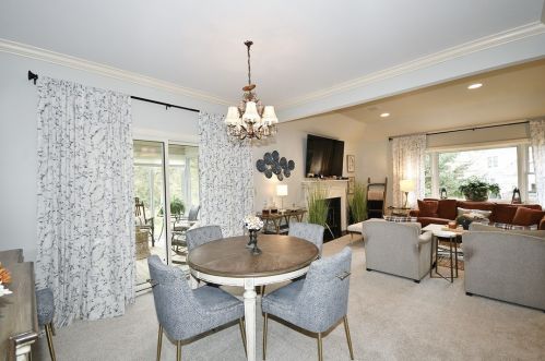 1005 Lakemont Dr, Bridgeville PA  15017-1262 exterior