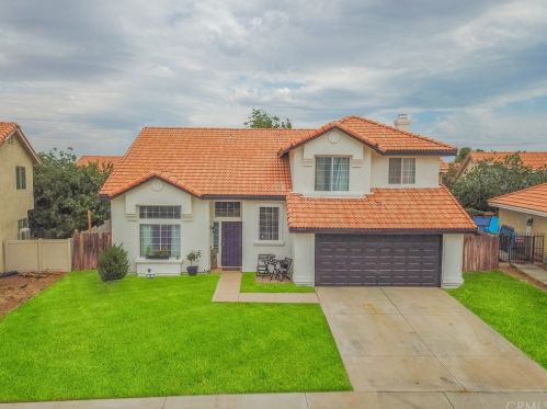 14605 Golden Trl, Victorville, CA 92392-6169