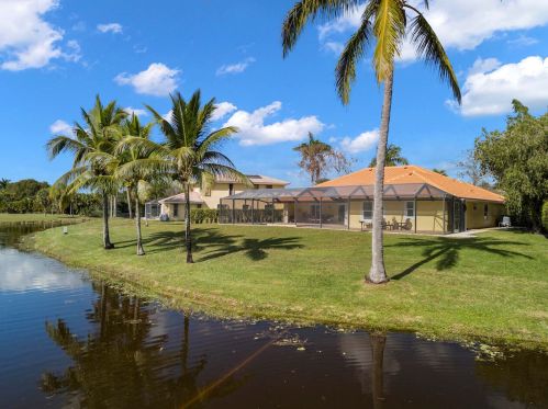 1827 Primrose Ln, West Palm Beach, FL 33414-8693
