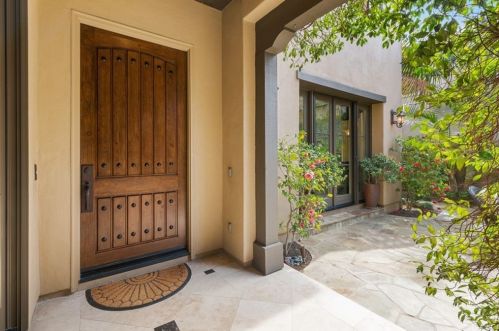 14 Morning Lgt, Newport Beach CA  92657-1654 exterior