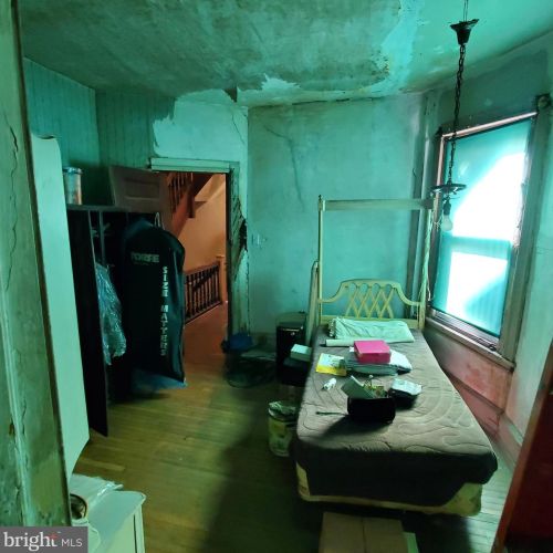 4929 Hazel Ave, Philadelphia PA 19143-2086 exterior