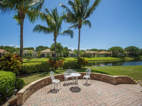 9560 Maiden Ct, Vero Beach, FL 32963-4591