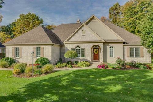 52065 Plantation Dr, Granger, IN 46530-4896