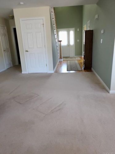 9 Equestrian Way, Poughquag NY  12570-5901 exterior