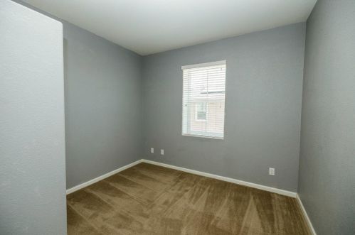 17122 Pacific Oak Ln, Lathrop CA  95330-8526 exterior