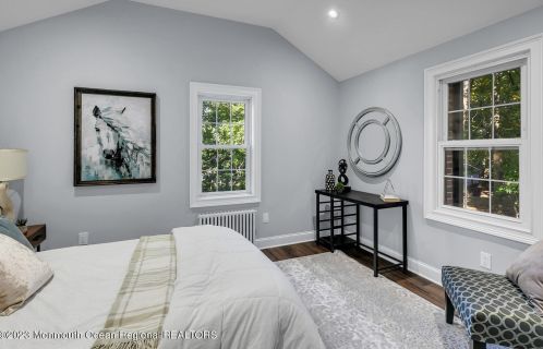 961 Front St, Tinton Falls NJ  07701-5615 exterior