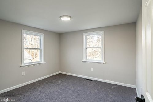 160 Metka Rd, Collegeville PA  19473-1632 exterior