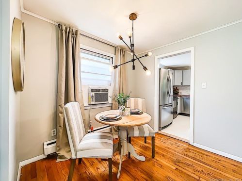 70 Ellsworth Dr, Bloomfield CT  06002-2845 exterior