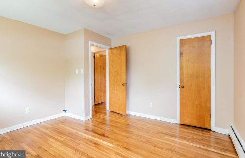 4 Beaver Rd, Camp Hill PA  17011-7404 exterior