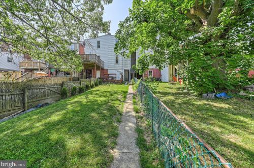 107 Gay St, Red Lion PA  17356-1114 exterior