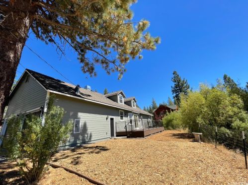 1009 View Cir, South Lake Tahoe CA  96150-5537 exterior