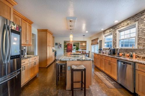 32009 Harris Rd, Tavares FL  32778-4643 exterior