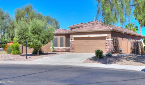 45198 Gavilan Dr, Maricopa, AZ 85139-6727
