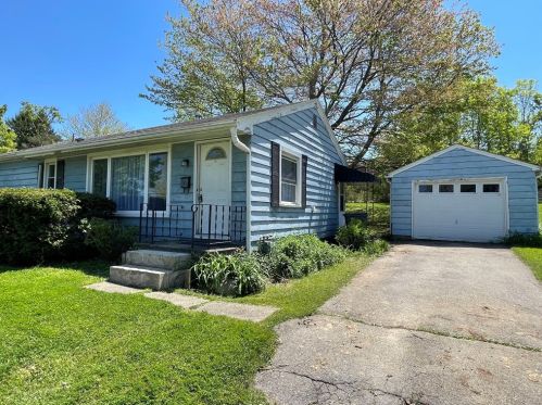 454 Franklin St, Slippery Rock PA  16057-1107 exterior