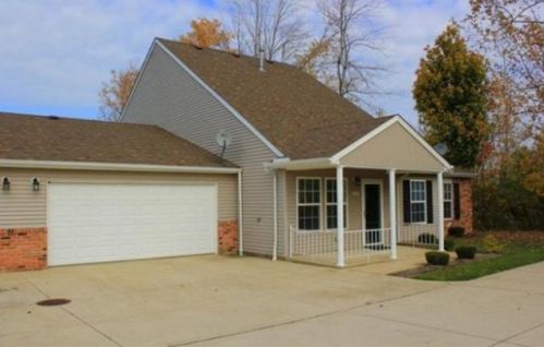 796 Creek Dr, Painesville, OH 44077-7709