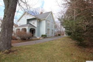 5 Fairview Ave, Chatham, NY 12037-1008
