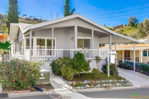 10880 Highway 67, Lakeside, CA 92040-1448