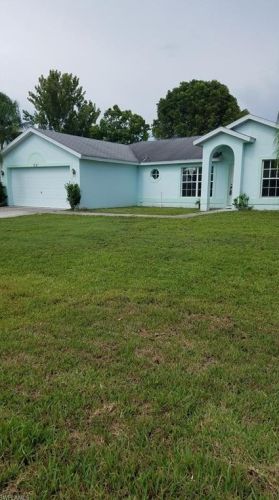 2127 5th Pl, Cape Coral, FL 33990-4380