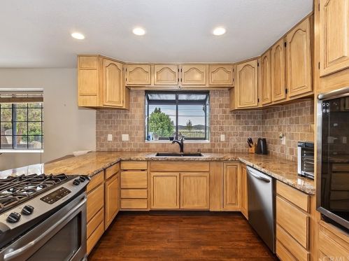 1556 Shay Rd, Big Bear City CA  92314-9180 exterior