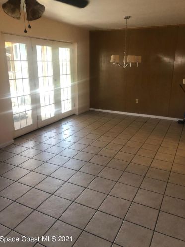 975 Alford St, Titusville, FL 32796-1808