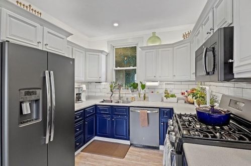 4305 Greensprings Ave, Pittsburgh, PA 15122-1764