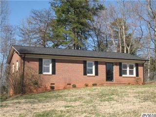 1211 Springdale Park Dr, Lincolnton, NC 28092-8674
