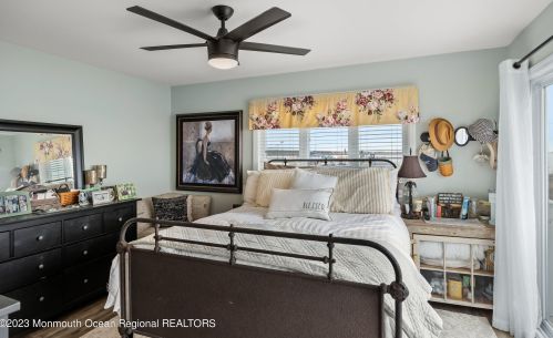 1600 Bch Blvd, Lacey NJ  08731-5031 exterior