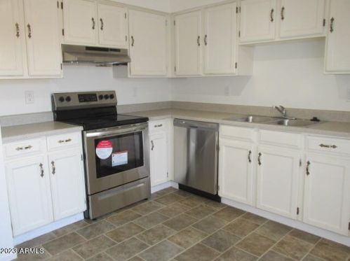 1357 Hopi Ave, Mesa, AZ 85204-5961