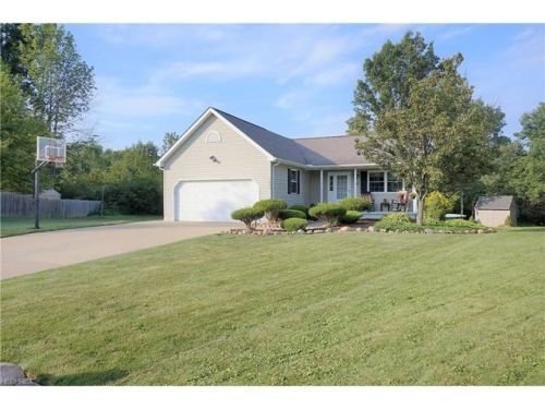 7983 Vanderslice Ct, Nelson, OH 44231-9228
