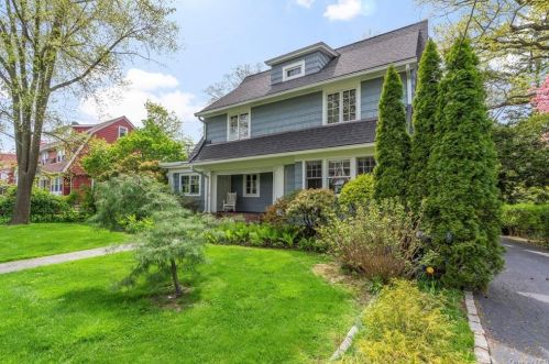 257 Ancon Ave, New Rochelle, NY 10803-2018