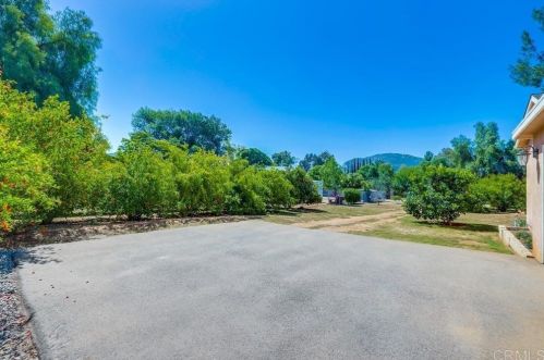 9998 Dunbar Ln, El Cajon CA 92021-2631 exterior