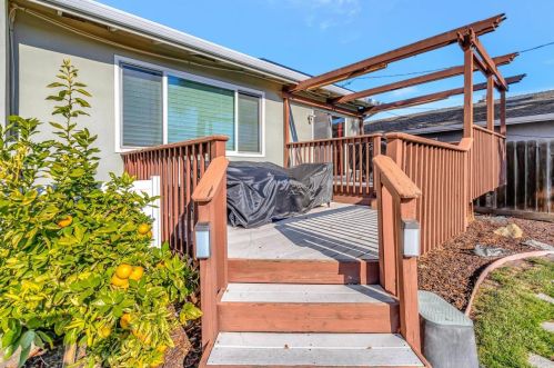 724 Natoma Dr, San Jose CA  95123-3935 exterior