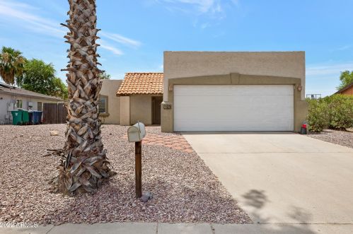 949 Frito Ave, Mesa, AZ 85210-3428