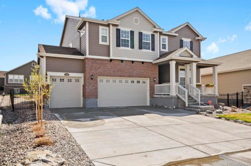 27932 Nova Pl, Denver, CO 80016