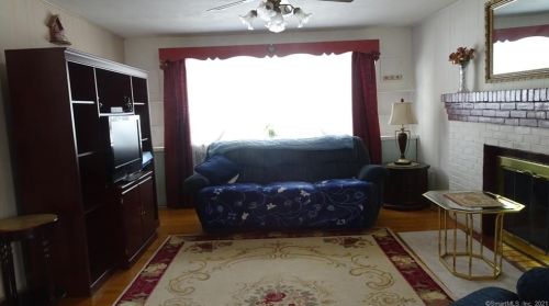 30 Duval St, Manchester CT 06042-2816 exterior