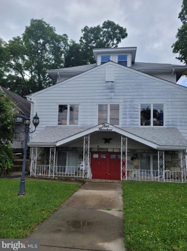 400 Bridge St, Yardley, PA 19067-2304