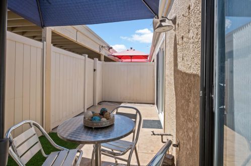 35603 Feliz Ct, Rancho Mirage CA  92270-1231 exterior